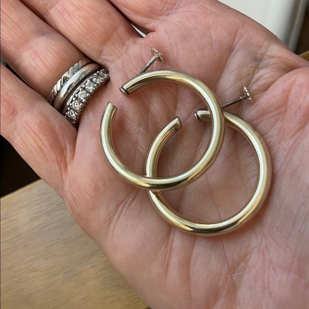 14K Gold Hoop Earrings screw backs